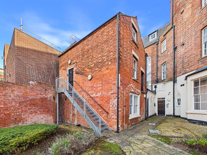 1 Bedroom Duplex For Sale In Commercial Road, Gloucester, GL1