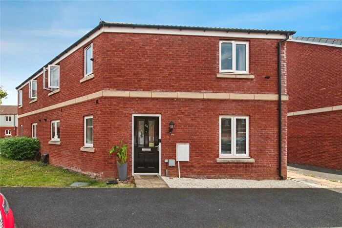 3 Bedroom Semi-Detached House For Sale In Somerville Crescent, Exeter, Devon, EX2