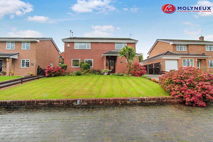 4 Bedroom Detached House For Sale In Bieston Close, Borras, LL13