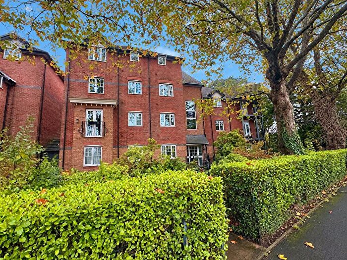 2 Bedroom Flat For Sale In Burnage Lane, Burnage, M19
