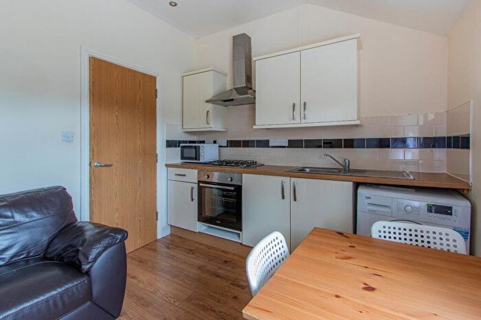 2 Bedroom Private Hall To Rent In Colum Road, Cathays, CF10