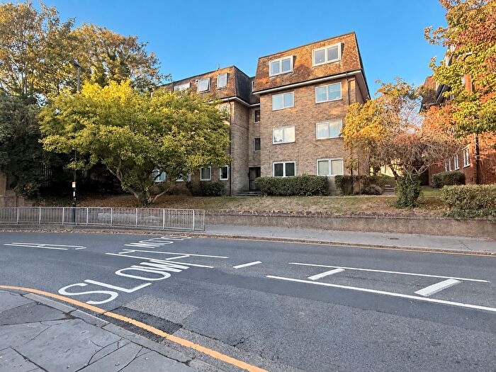 1 Bedroom Flat For Sale In South Park Hill Road, South Croydon, CR2