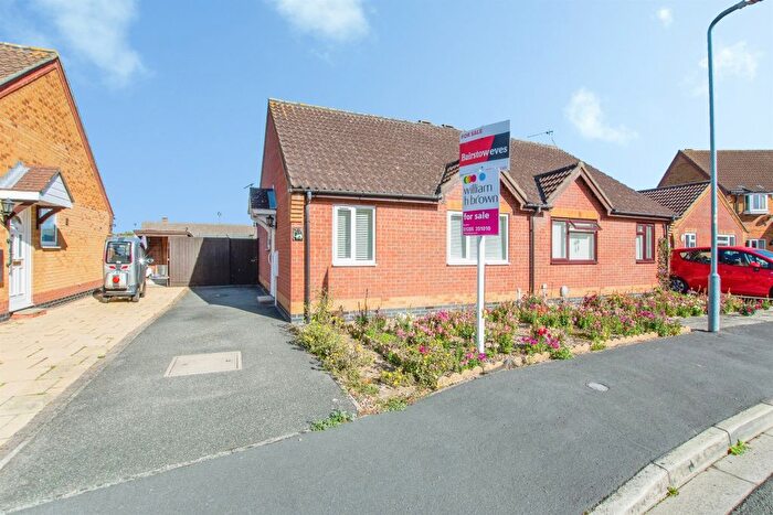 2 Bedroom Semi-Detached Bungalow For Sale In Reams Close, Fishtoft, Boston, PE21