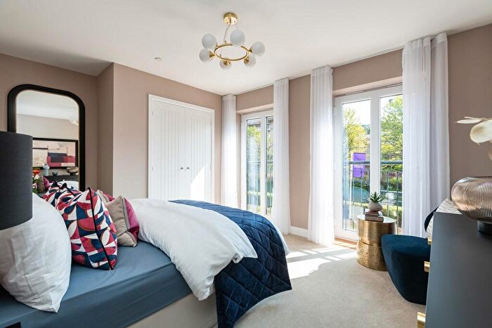 5 Bedroom Town House For Sale In Llantrisant Road, Llandaff, Cardiff, CF5