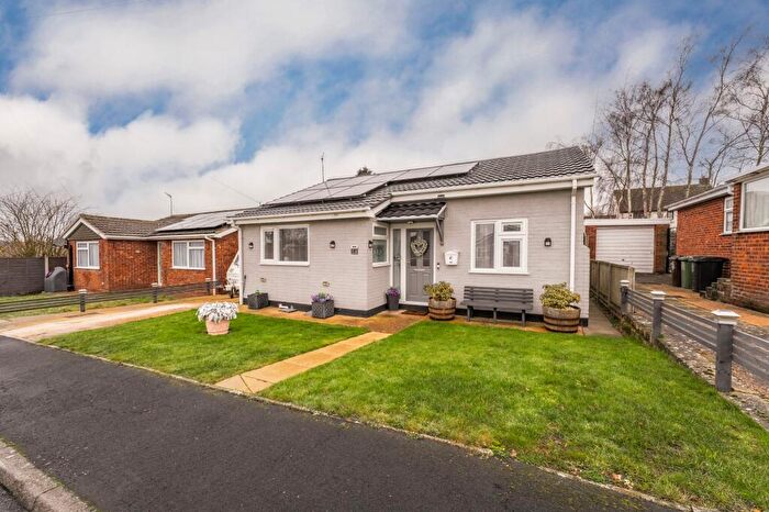 2 Bedroom Detached Bungalow For Sale In Priory Close, Sporle, PE32