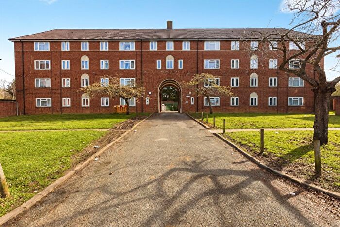 2 Bedroom Flat For Sale In Priors Road, Prestbury, Cheltenham, GL52