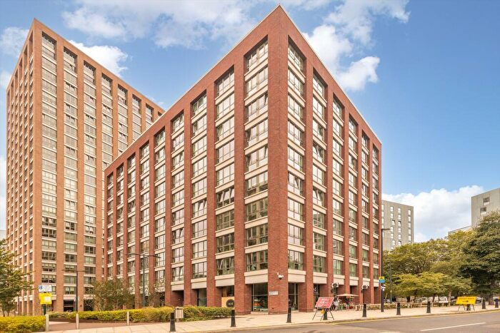 2 Bedroom Flat For Sale In Perseus Court, Arniston Way, Poplar, London, E14