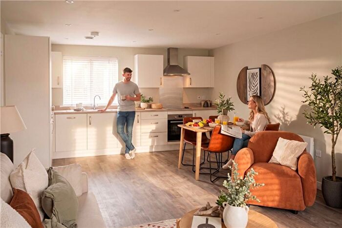1 Bedroom Flat For Sale In "Orchards Type A Third Floor" At Chobham Road, Frimley, GU16