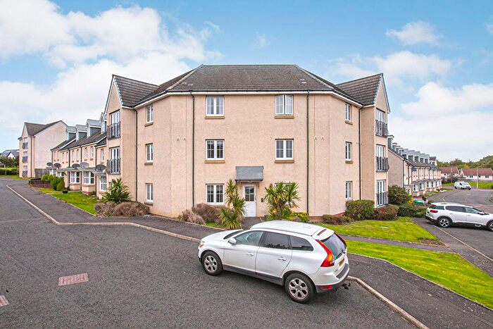 2 Bedroom Flat For Sale In C Kenneth Place, Dunfermline, KY11