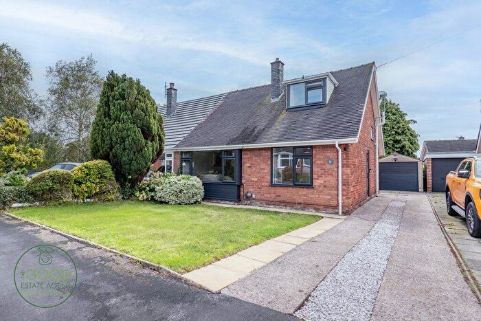3 Bedroom Bungalow For Sale In Hawthorn Crescent, Lea, Preston, PR2