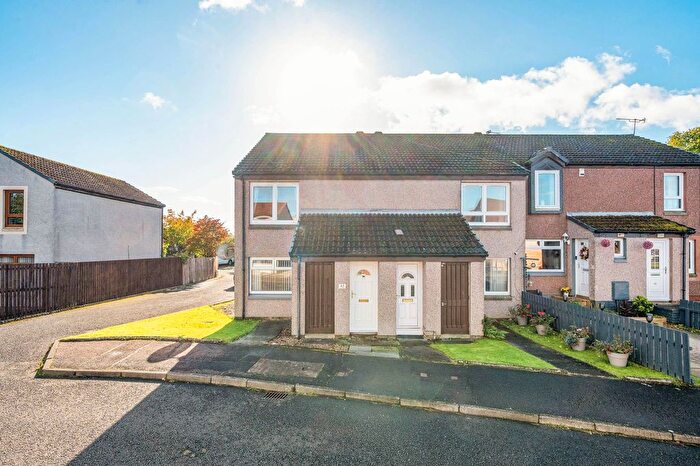 1 Bedroom Flat For Sale In Brandy Riggs, Cairneyhill, KY12