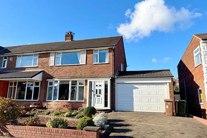 3 Bedroom Semi-Detached House For Sale In Regents Drive, Tynemouth, NE30