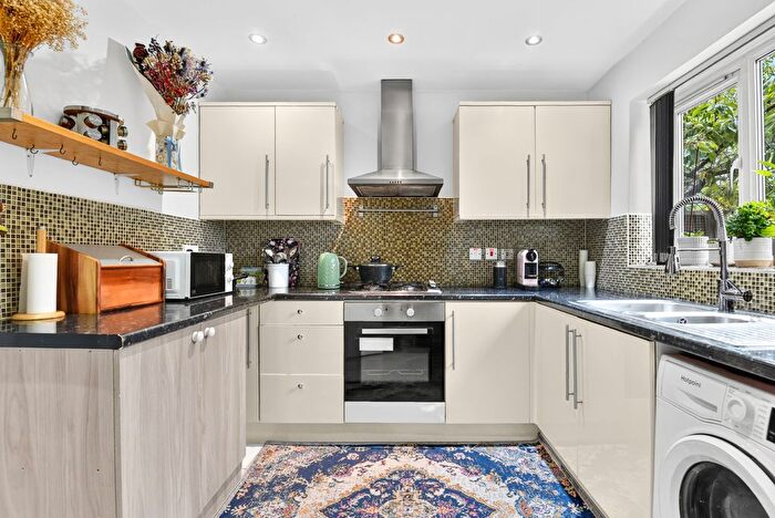3 Bedroom Terraced House To Rent In Daniel Close, Tooting, SW17