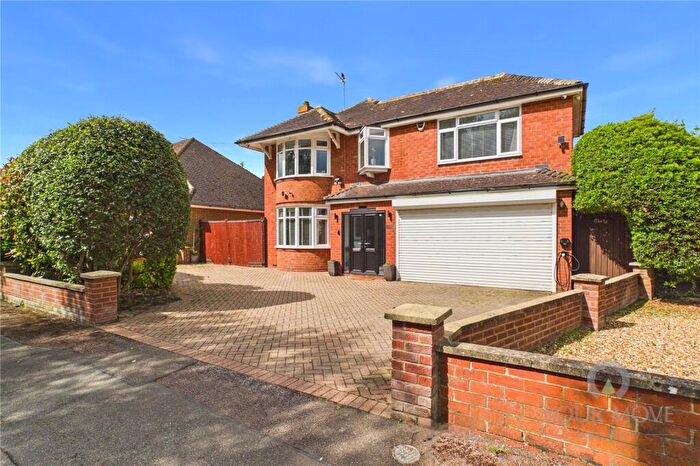 4 Bedroom Detached House For Sale In Stratford Road, Roade, Northamptonshire, NN7