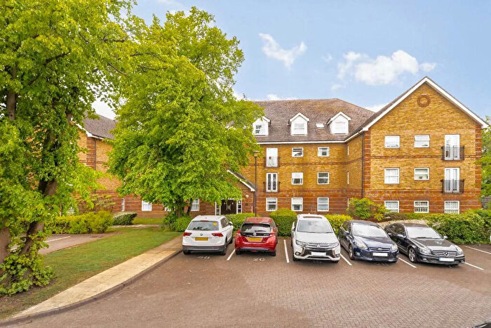 1 Bedroom Flat For Sale In Wilshaw Close, Hendon, London, NW4