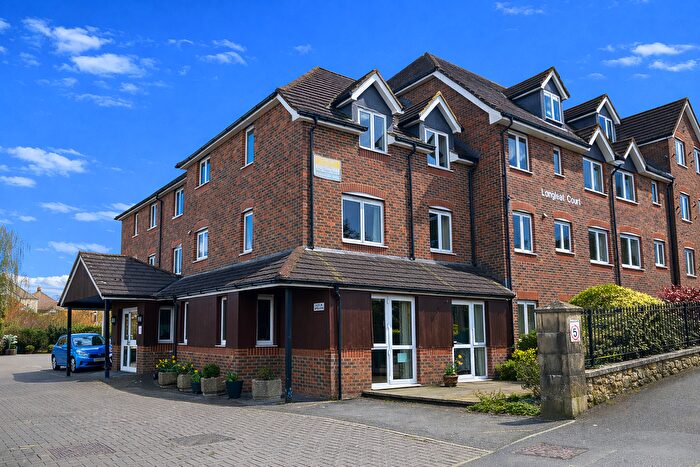1 Bedroom Flat For Sale In Park Road, Frome, Somerset, BA11