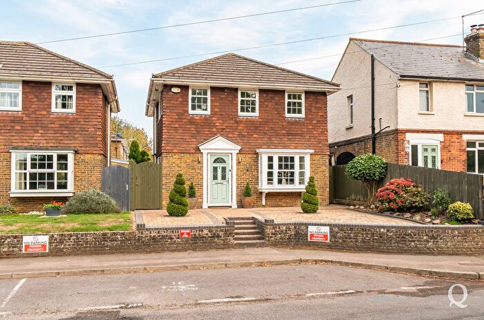 3 Bedroom Detached House For Sale In Ruins Barn Road, Tunstall, Sittingbourne, Kent, ME10