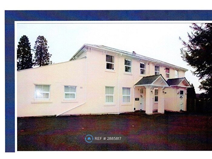 2 Bedroom Flat To Rent In Victoria Court, Great Malvern, WR14