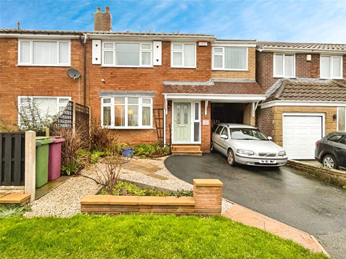 4 Bedroom Semi-Detached House For Sale In Smithy Croft, Dronfield Woodhouse, Dronfield, Derbyshire, S18