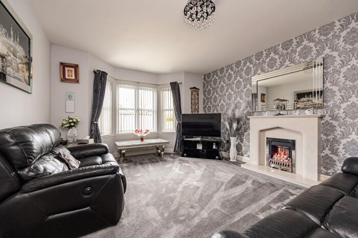4 Bedroom Villa For Sale In Buie Haugh, Kirkliston, EH29
