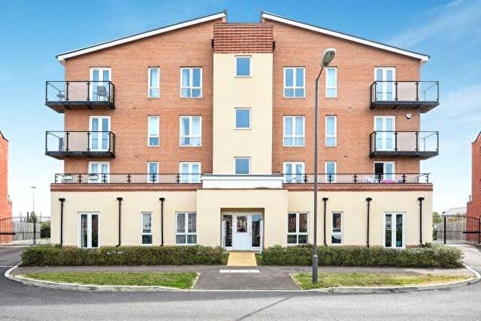 2 Bedroom Flat For Sale In Nicholas Charles Crescent, Aylesbury, HP18