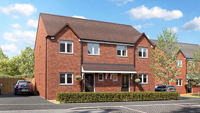 3 Bedroom Semi-Detached House For Sale In Furrow Close, WR8