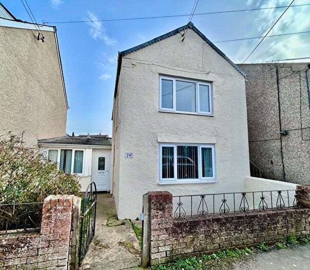 2 Bedroom Semi-Detached House For Sale In Valley Road, Cinderford, GL14