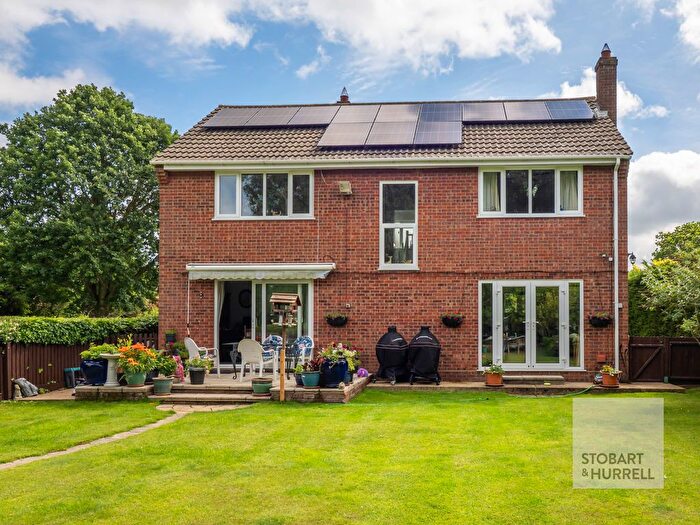 5 Bedroom Detached House For Sale In Two Hoots, The Street, Sutton, Norfolk, NR12