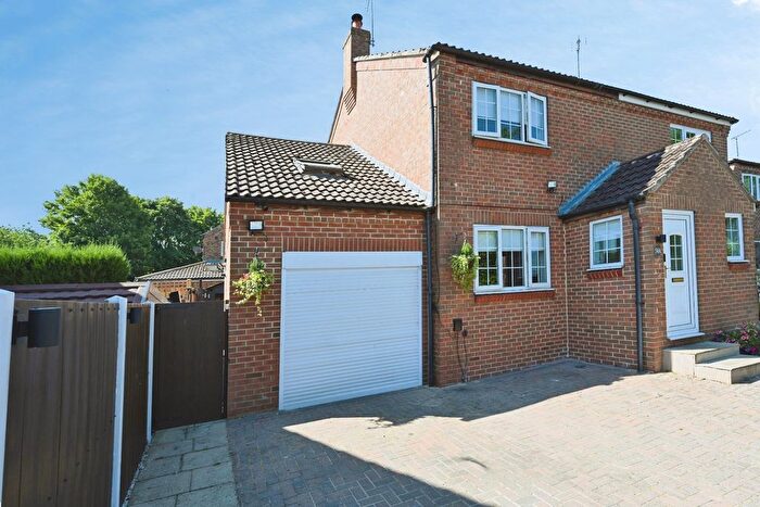 3 Bedroom Semi-Detached House For Sale In Ladywell Road, Boroughbridge, York, YO51