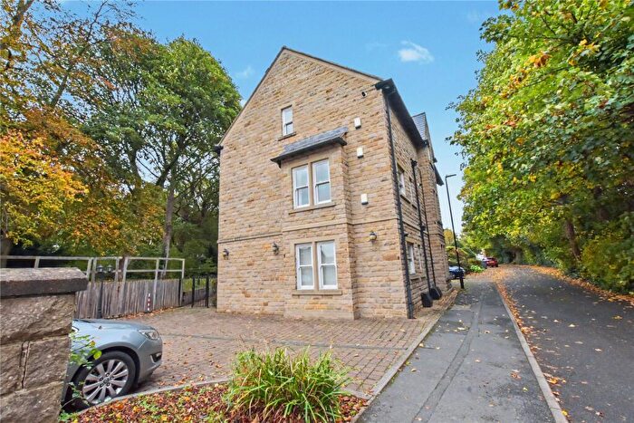 2 Bedroom Apartment For Sale In Flat D, Woodlands, The Poplars, Leeds, West Yorkshire, LS6