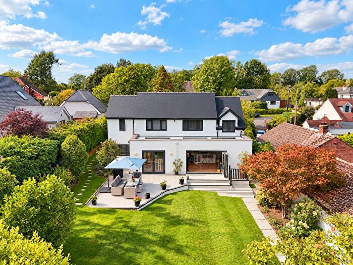 4 Bedroom Detached House For Sale In Gaunts Common, Wimborne, BH21