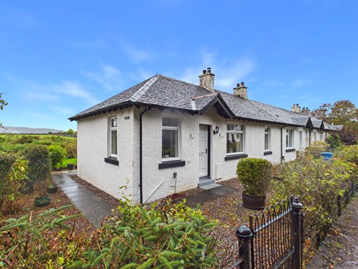 2 Bedroom Cottage For Sale In Station Cottages, Benderloch, PA37