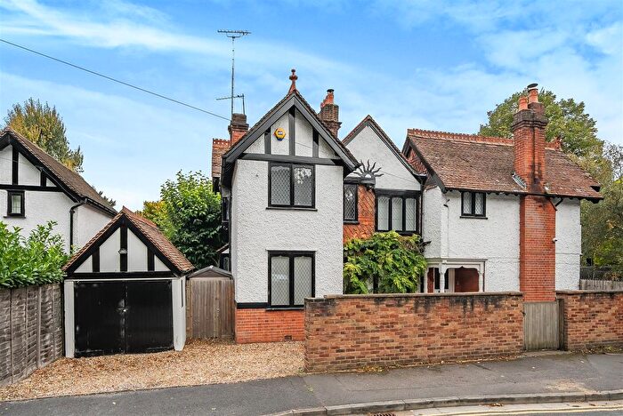 4 Bedroom Detached House For Sale In Chauntry Road, Oldfield, Maidenhead, SL6