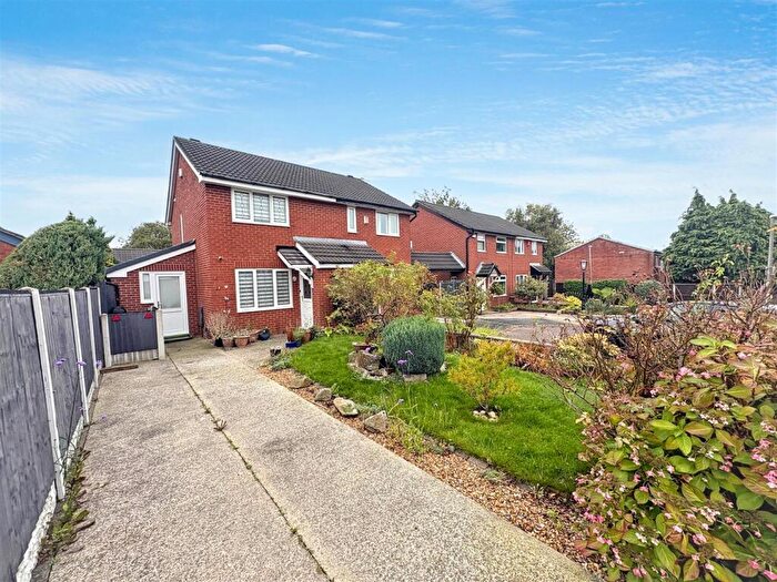 2 Bedroom Semi-Detached House For Sale In Crofters Green, Preston, PR1
