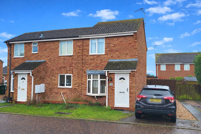 2 Bedroom Semi-Detached House For Sale In Uldale Way, Gunthorpe, Peterborough, PE4