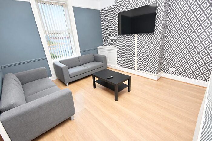 5 Bedroom End Of Terrace House To Rent In Overbury Street, Liverpool, L7