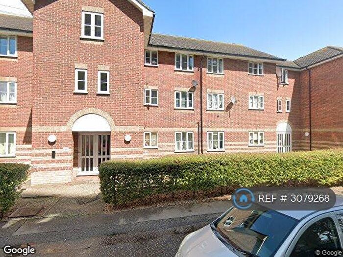 1 Bedroom Flat To Rent In Centre Reach, Southend-On-Sea, SS2