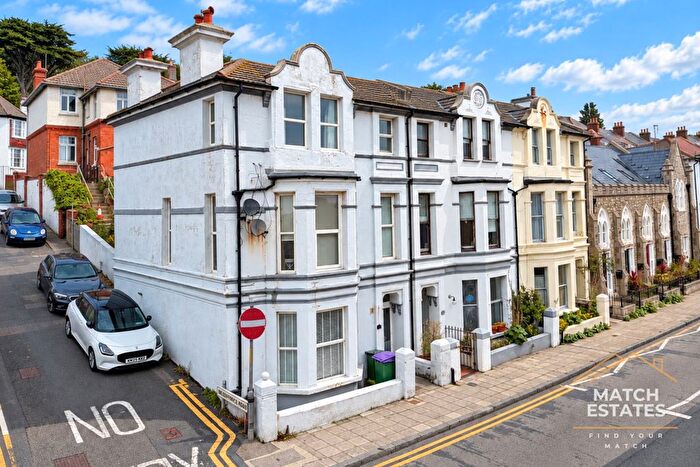 1 Bedroom Flat For Sale In Sandgate High Street, Sandgate, Kent, CT20