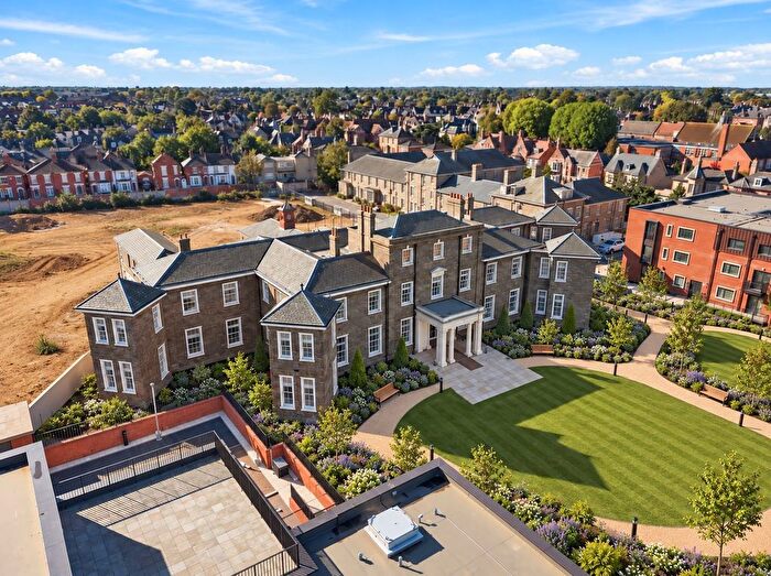 3 Bedroom Flat For Sale In Jefferson House, Lexden Gardens, Colchester, CO3