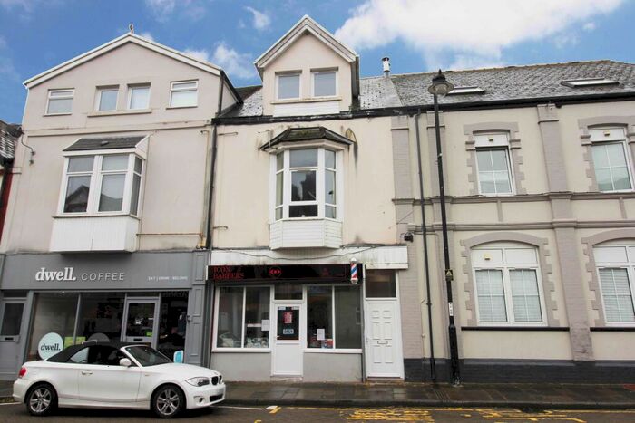 1 Bedroom Apartment To Rent In Commercial Street, Senghenydd, CF83