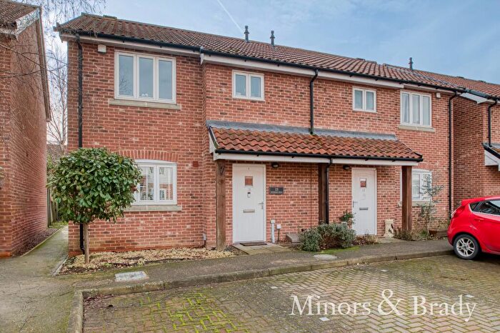 3 Bedroom Semi-Detached House To Rent In Waterside Drive, Ditchingham, NR35