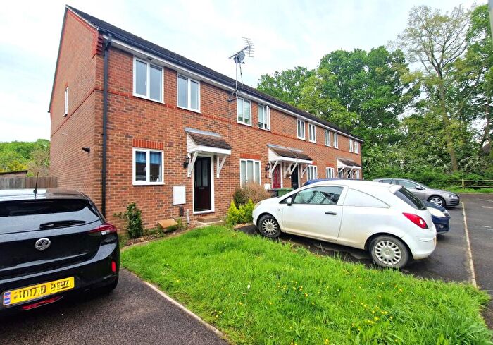 2 Bedroom End Of Terrace House To Rent In Sorrel Drive, Whiteley, PO15