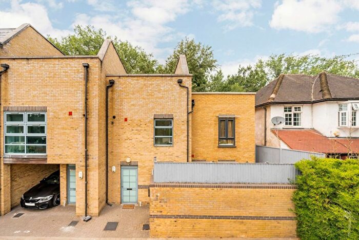5 Bedroom Semi-Detached House For Sale In Pallister Terrace, Roehampton Vale, SW15