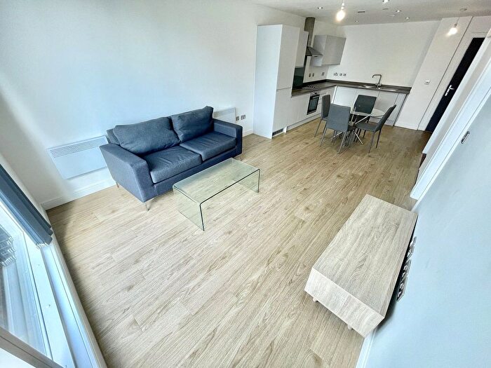 1 Bedroom Flat For Sale In North Central, Dyche Street, Manchester, M4