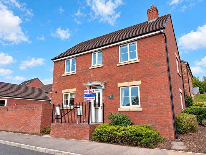 3 Bedroom Detached House For Sale In Meadow Rise, Lydney, GL15