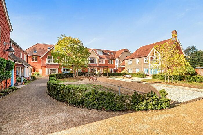 1 Bedroom Flat For Sale In Hammond Way, Yateley, GU46