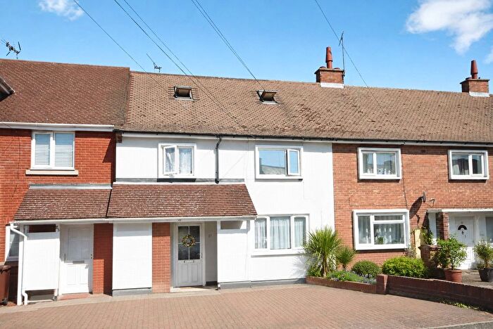 2 Bedroom Maisonette For Sale In Lower Anchor Street, Chelmsford, Essex, CM2