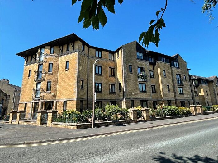 1 Bedroom Flat For Sale In Spinners Court, Lancaster, Lancashire, LA1