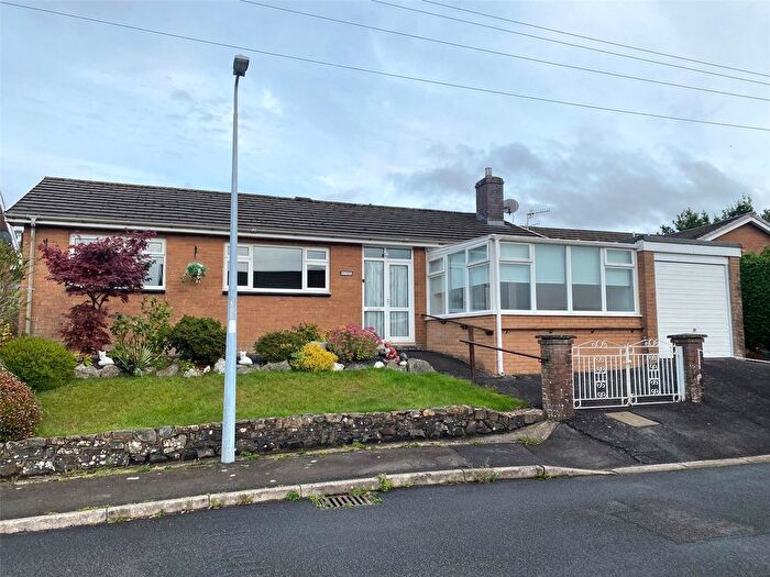 3 Bedroom Bungalow To Rent In Bryngwyn, Y Gilfach Isaf, Llanidloes, Powys, SY18