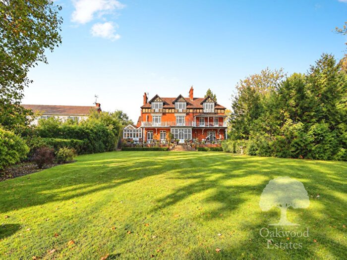 1 Bedroom Flat To Rent In Court Road, Maidenhead, SL6